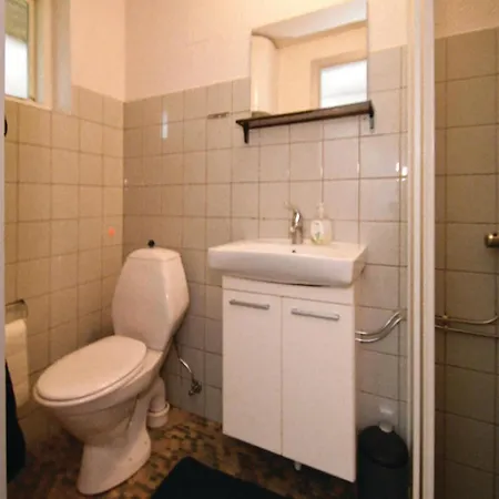 Three-bedroom Holiday In Блаванн