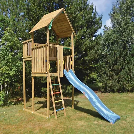 Three-bedroom Holiday In *